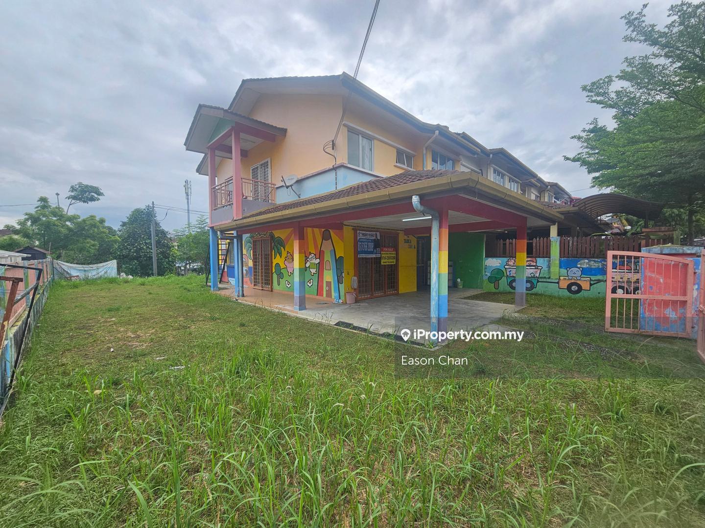 Rumah Berangkai 2 Tingkat untuk Dijual di Pusat Bandar Putra Permai, Seri Kembangan oleh Eason Chan - iProperty.com.my