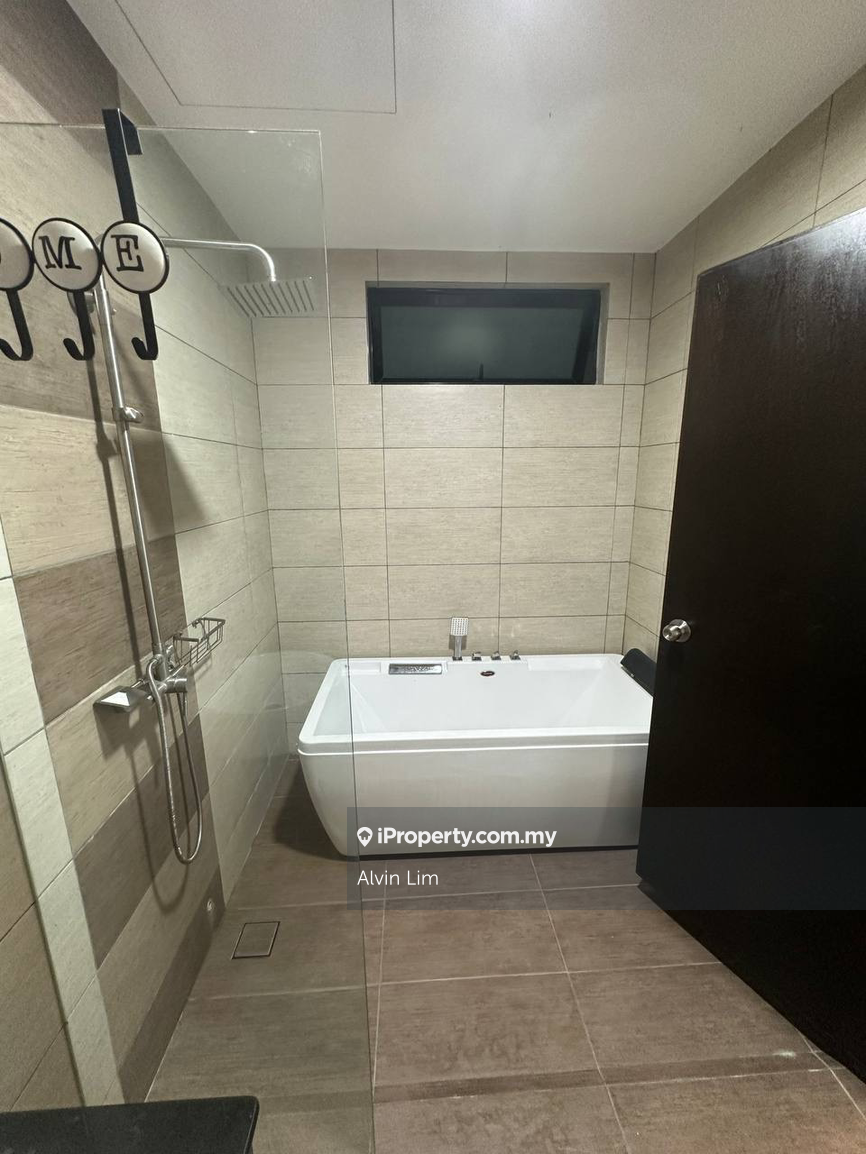 Service Residence for Rent in Molek Regency by Alvin Lim - iProperty.com.my