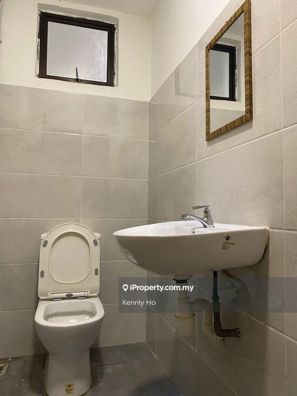 Rumah Berangkai 1.5 Tingkat untuk Disewa di Seksyen 14, Petaling Jaya oleh Kennly Ho - iProperty.com.my