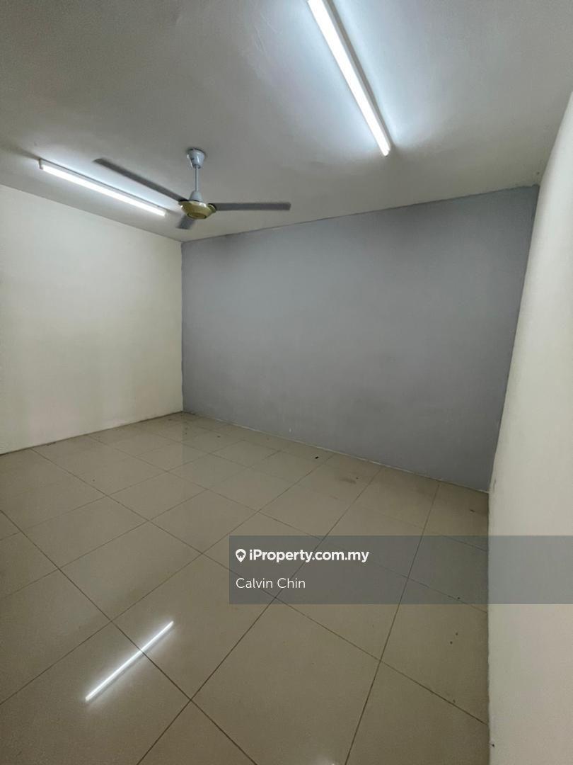 Kondominium untuk Dijual di Platinum Lake PV 15 oleh Calvin Chin - iProperty.com.my