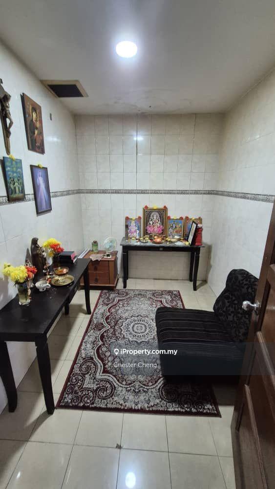 Rumah Berangkai 2 Tingkat untuk Dijual di Usj 9, Subang Jaya oleh Chester Cheng - iProperty.com.my