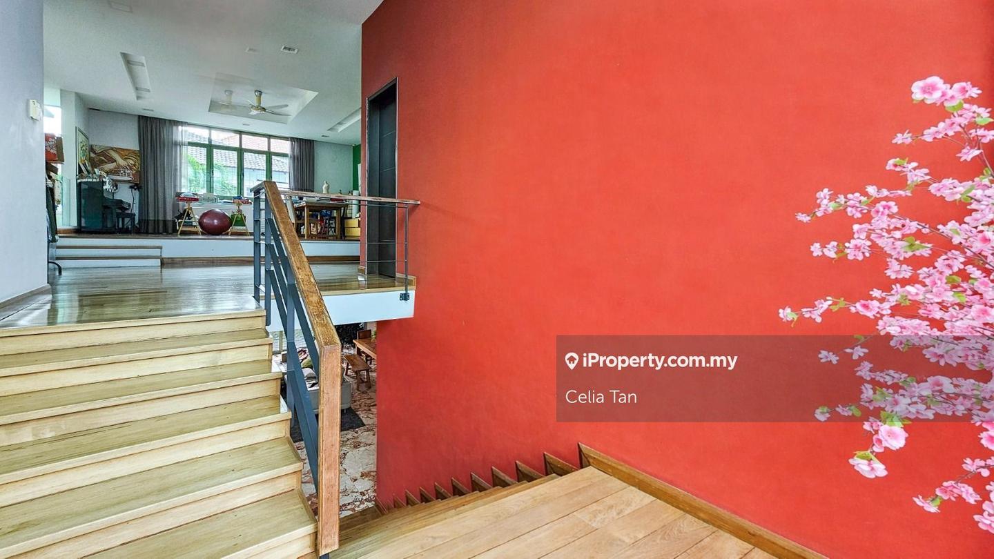 Bungalow House for Sale in Usj 5, Subang Jaya by Celia Tan - iProperty.com.my