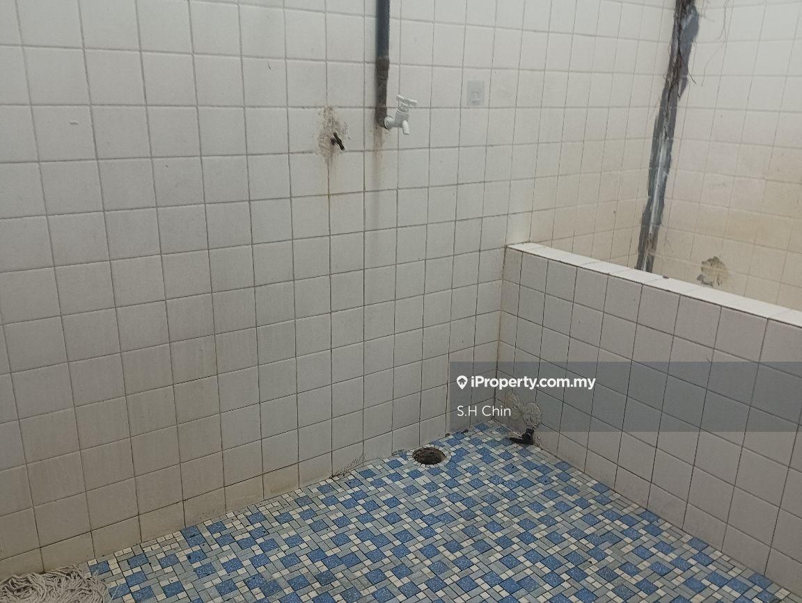 Rumah Berangkai 1 Tingkat untuk Dijual di Desa Semenyih, Semenyih oleh S.H Chin - iProperty.com.my