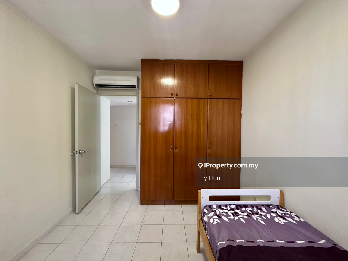 Kondominium untuk Dijual di Mont Kiara Pines oleh Lily Hun - iProperty.com.my