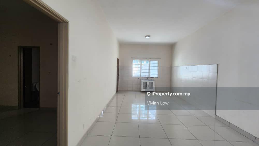 2.5-storey Terraced House for Sale in Taman Suria Tropika, Seri Kembangan by Vivian Low - iProperty.com.my