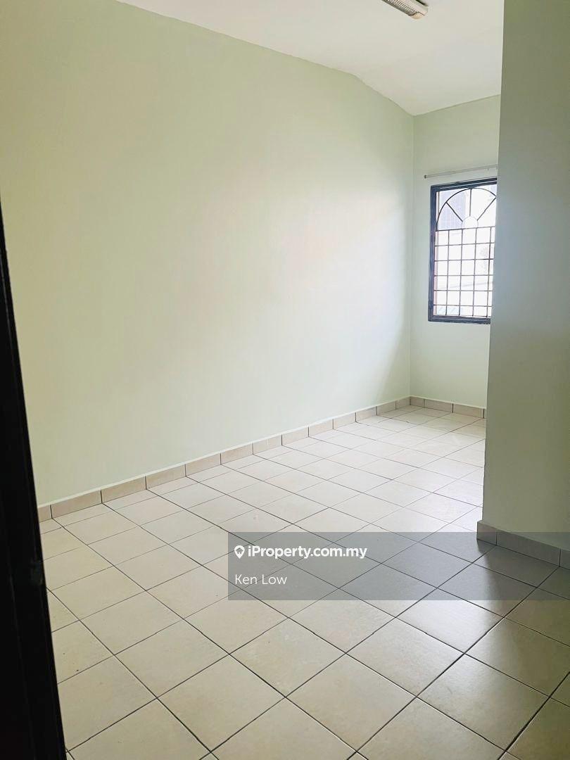 Rumah Berangkai 2 Tingkat untuk Dijual di Taman Pinggiran Saujana, Kajang oleh Ken Low - iProperty.com.my