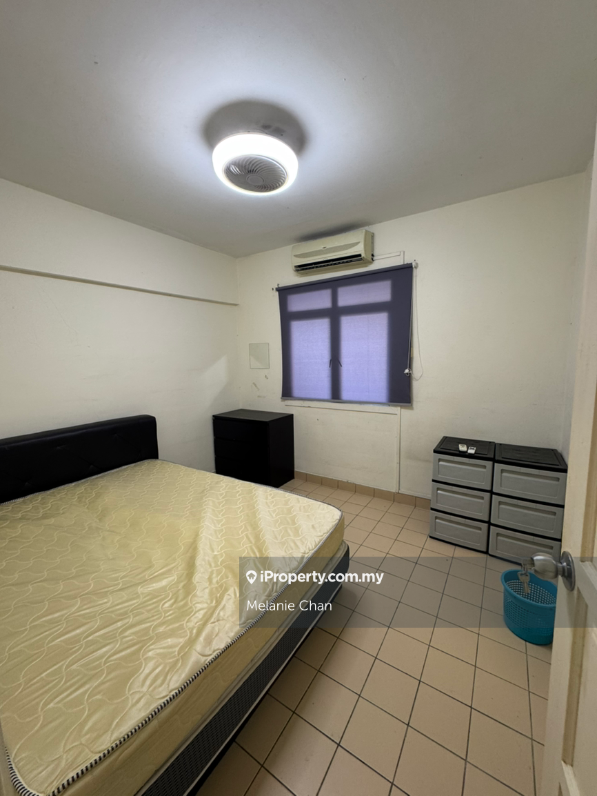 Condominium for Sale in Perdana Exclusive by Melanie Chan - iProperty.com.my