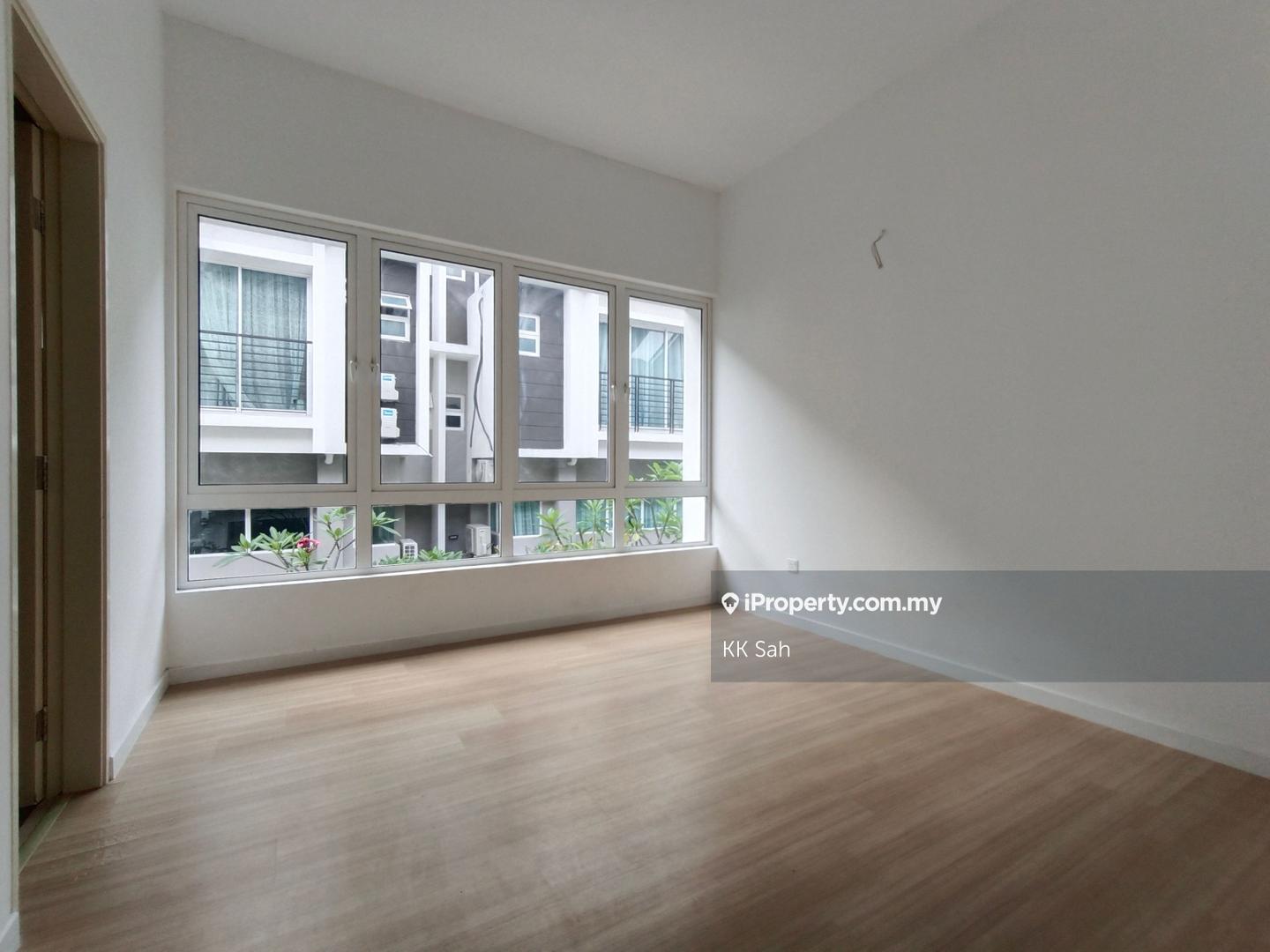 3-storey Terraced House for Sale in Tiara South, Semenyih by KK Sah - iProperty.com.my