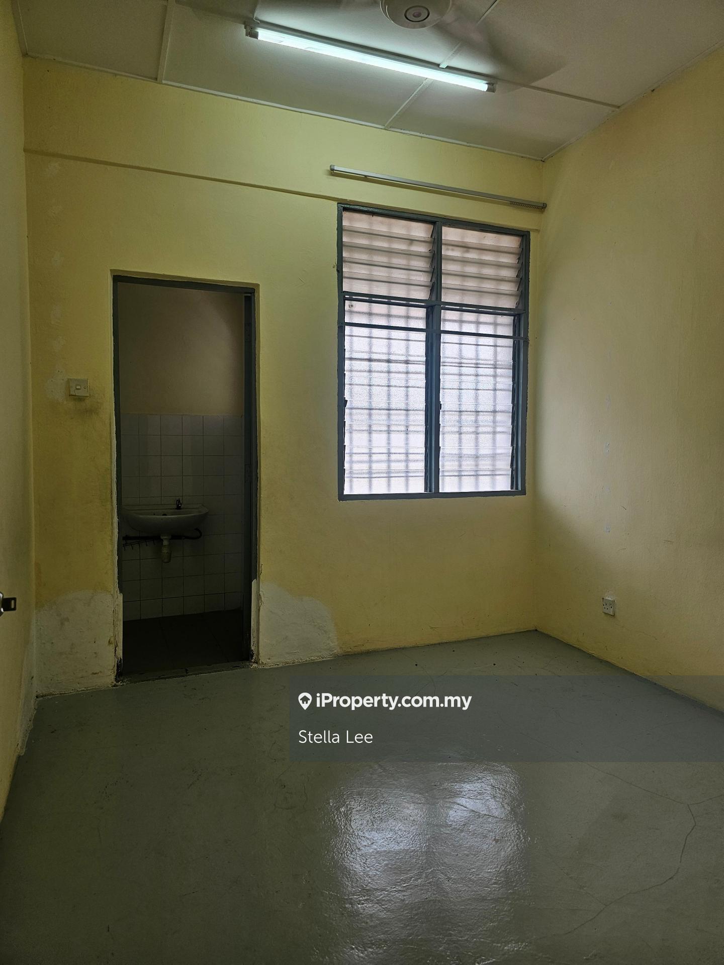 Rumah Berangkai 2 Tingkat untuk Dijual di Bandar Mahkota Cheras, Cheras oleh Stella Lee - iProperty.com.my