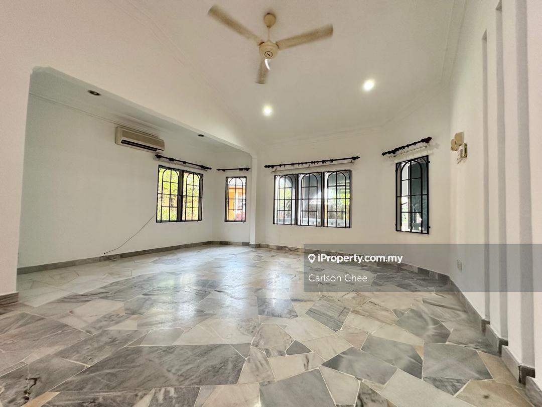 Rumah Berangkai 1.5 Tingkat untuk Dijual di Seksyen 28, Shah Alam oleh Carlson Chee - iProperty.com.my