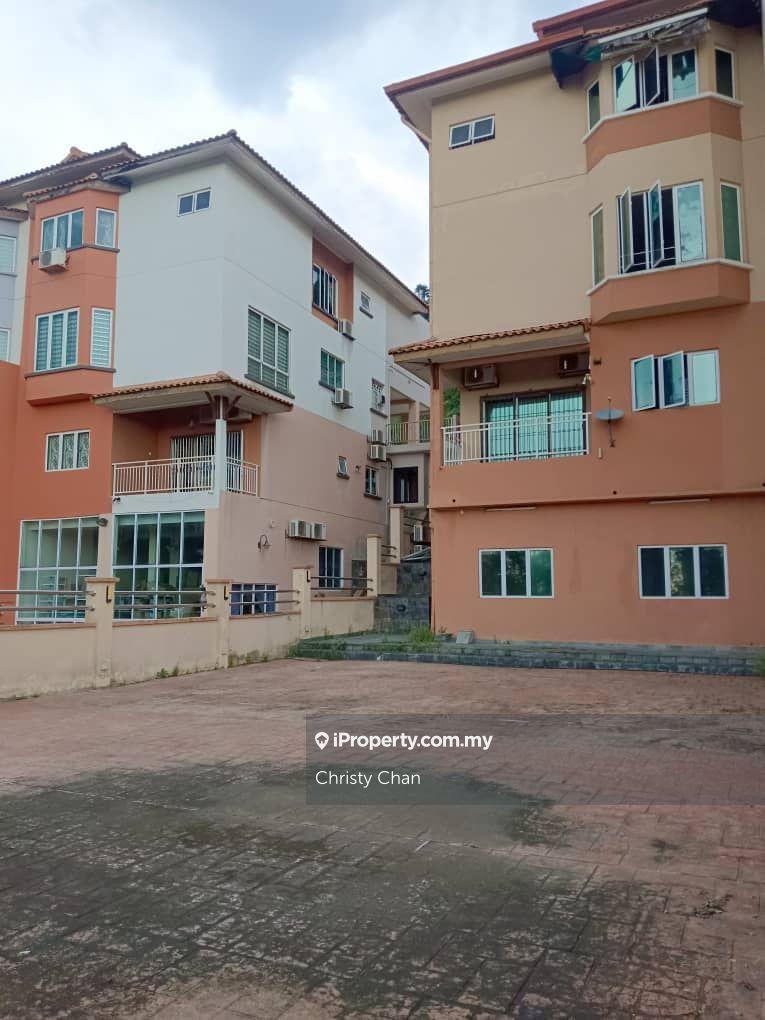 Rumah Berkembar untuk Dijual di Taman Bukit Segar, Pinggir Bukit Segar, Bayu Segar, Cheras oleh Christy Chan - iProperty.com.my