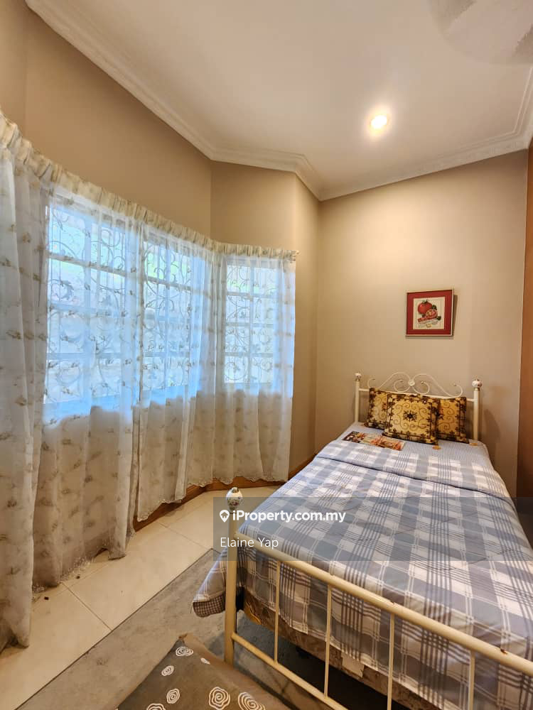 Bungalow House for Sale in Bandar Puncak Alam, Puncak Alam by Elaine Yap - iProperty.com.my