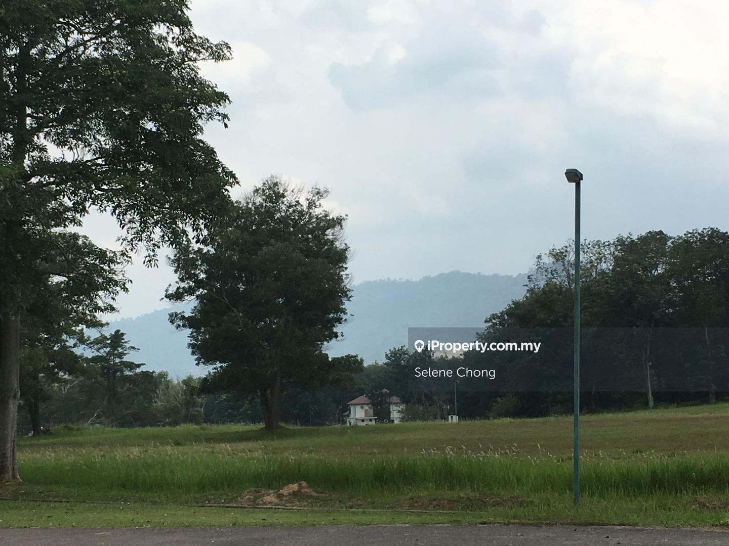 Banglo Tanah untuk Dijual di College Heights Garden Resort, Setul oleh Selene Chong - iProperty.com.my
