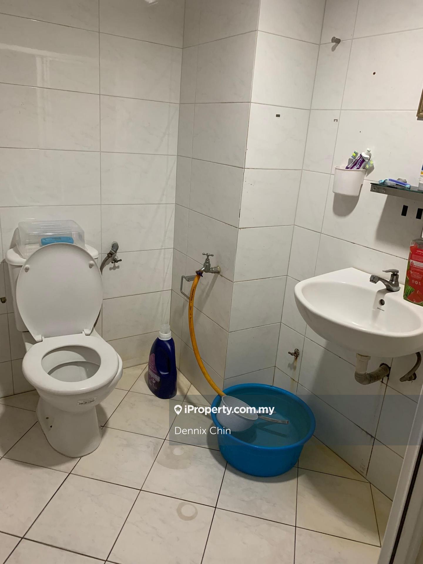 Kondominium untuk Dijual di Endah Regal Condominium oleh Dennix Chin - iProperty.com.my