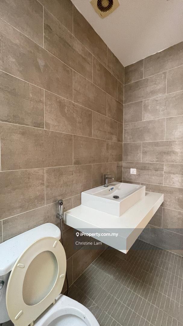 Bungalow House for Sale in Kota Kemuning, Shah Alam by Christine Lam - iProperty.com.my