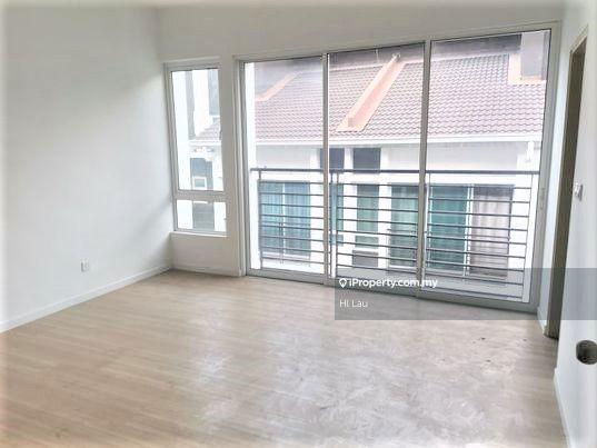 3-storey Terraced House for Sale in 3 Sty Freehold Terrace 2755sf Tiara South Semenyih, Semenyih by Hl Lau - iProperty.com.my