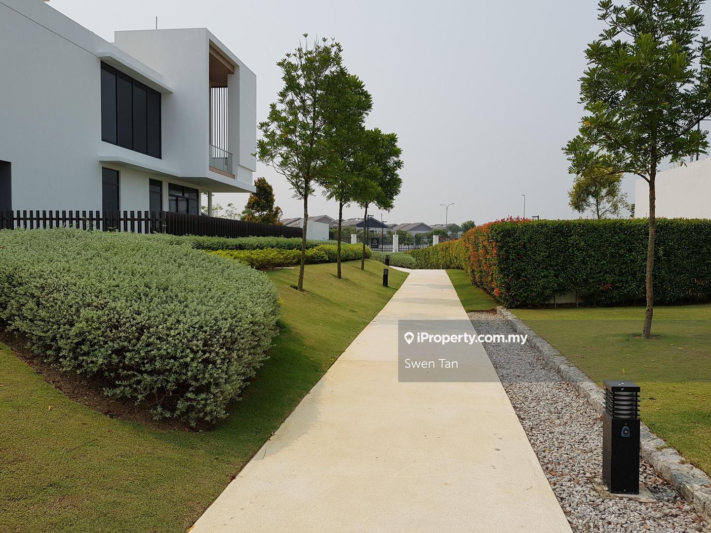 Rumah Berangkai 2 Tingkat untuk Dijual di Telok Panglima Garang, Selangor oleh Swen Tan - iProperty.com.my