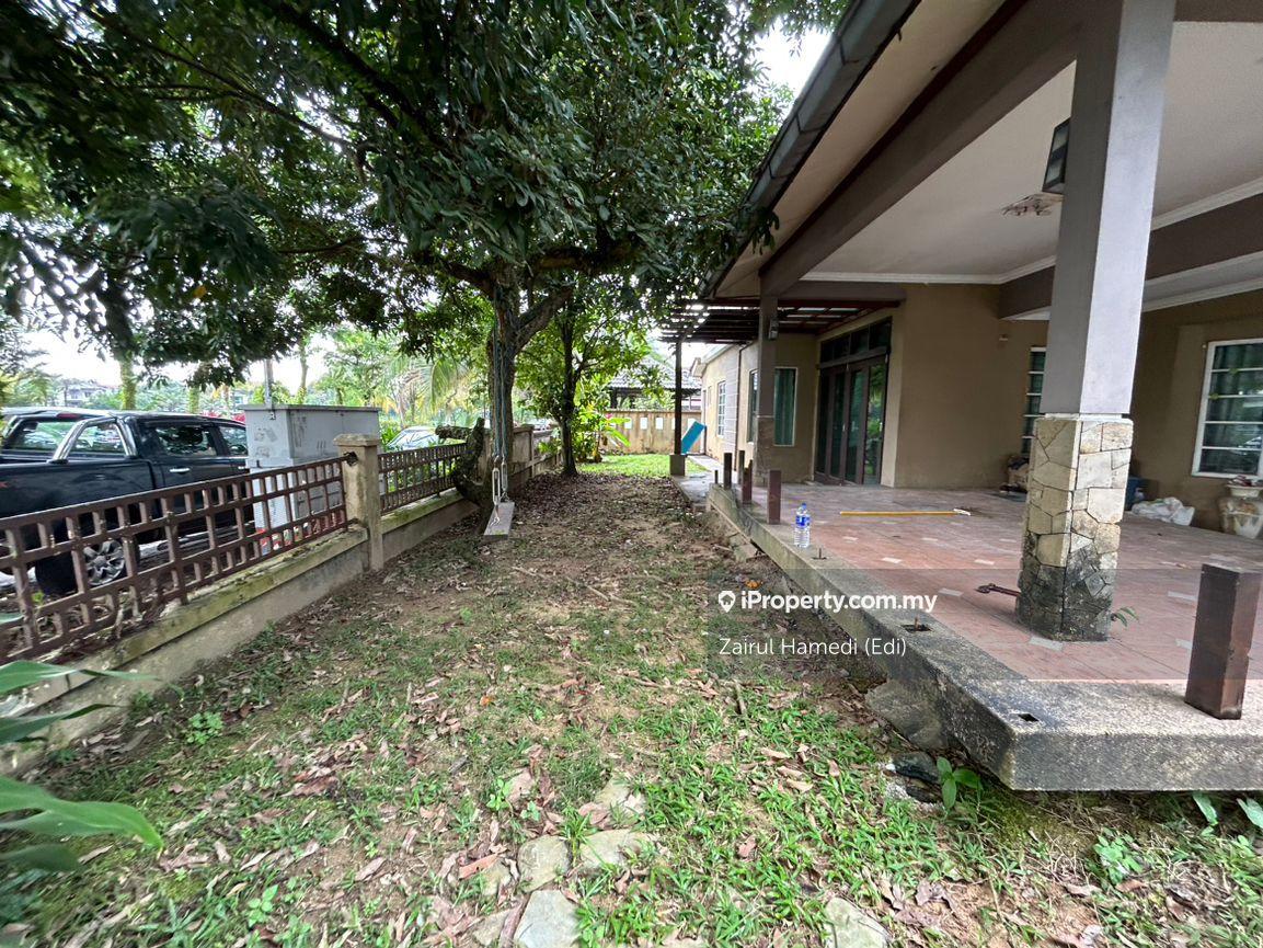 Rumah Berangkai 2 Tingkat untuk Dijual di Subang Bestari, Shah Alam oleh Zairul Hamedi (Edi) - iProperty.com.my
