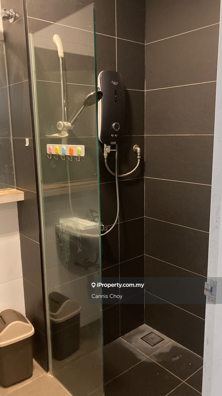 Service Residence for Sale in Utropolis Suites 2 by Cannis Choy - iProperty.com.my