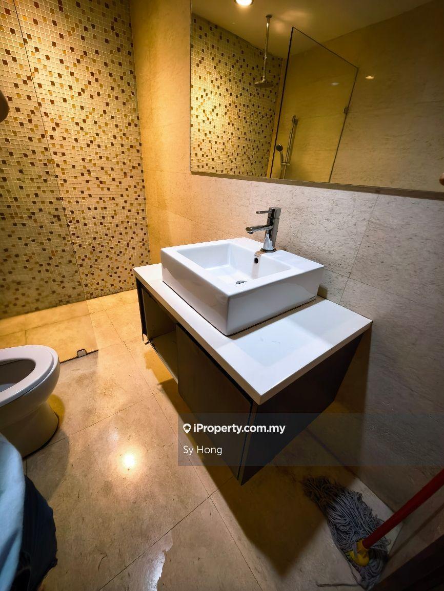 Service Residence for Sale in Regalia Residence by Sy Hong - iProperty.com.my