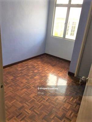 Rumah Berangkai 2 Tingkat untuk Dijual di Taman Tasik Kesuma 2 Sty Free hold Corner House, Semenyih oleh Hl Lau - iProperty.com.my