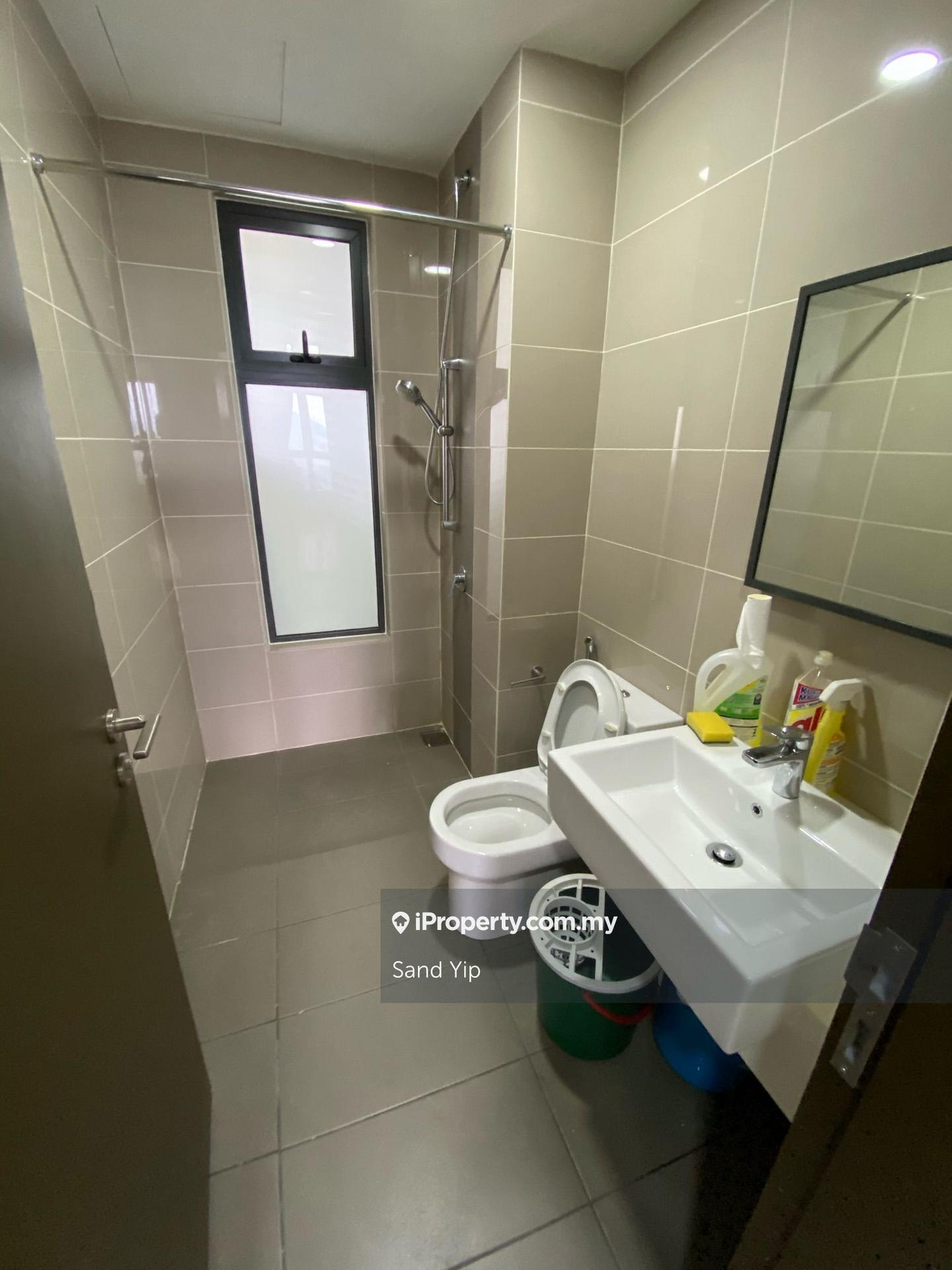 Service Residence for Rent in Seventeen Residences (Biji Living) by Sand Yip - iProperty.com.my
