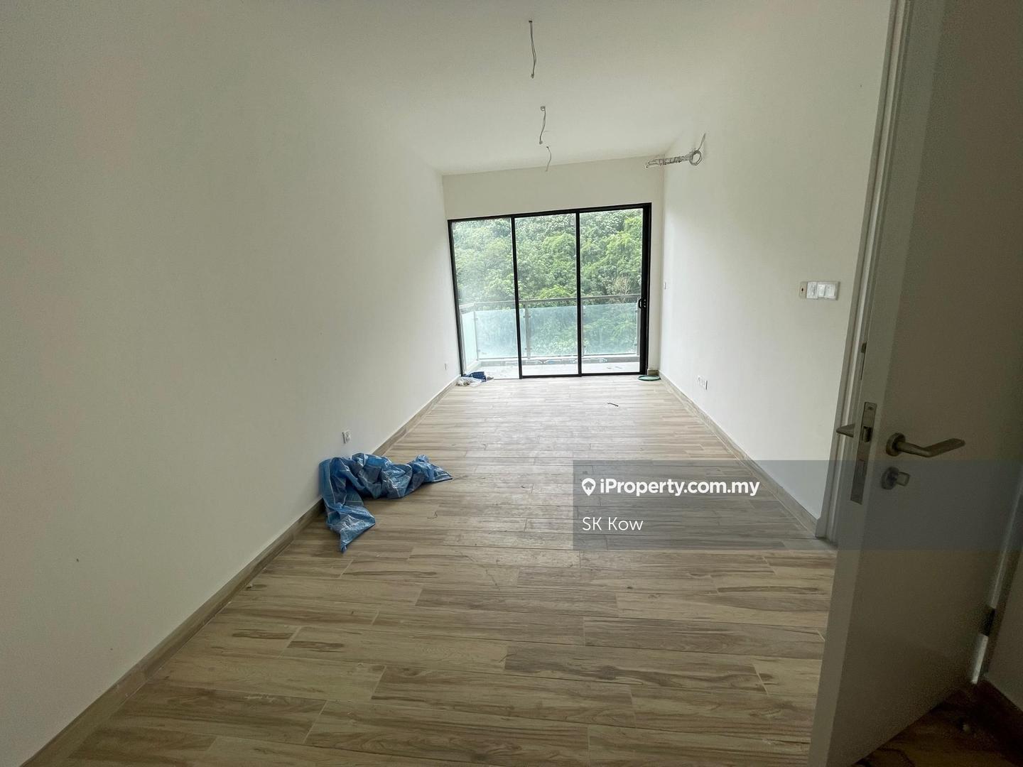 Residensi Servis untuk Dijual di Hampton Height Damansara oleh SK Kow - iProperty.com.my