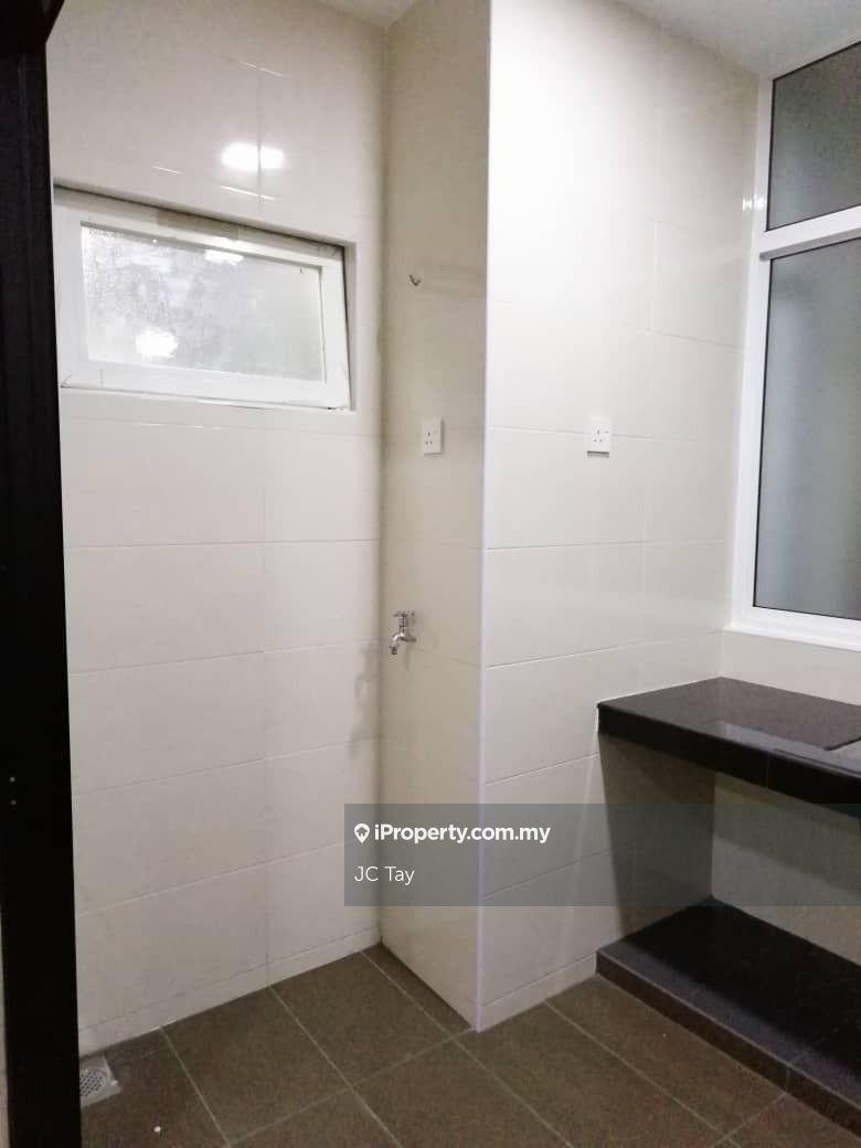 Condominium for Sale in First Residence (Residensi Unggul) by JC Tay - iProperty.com.my