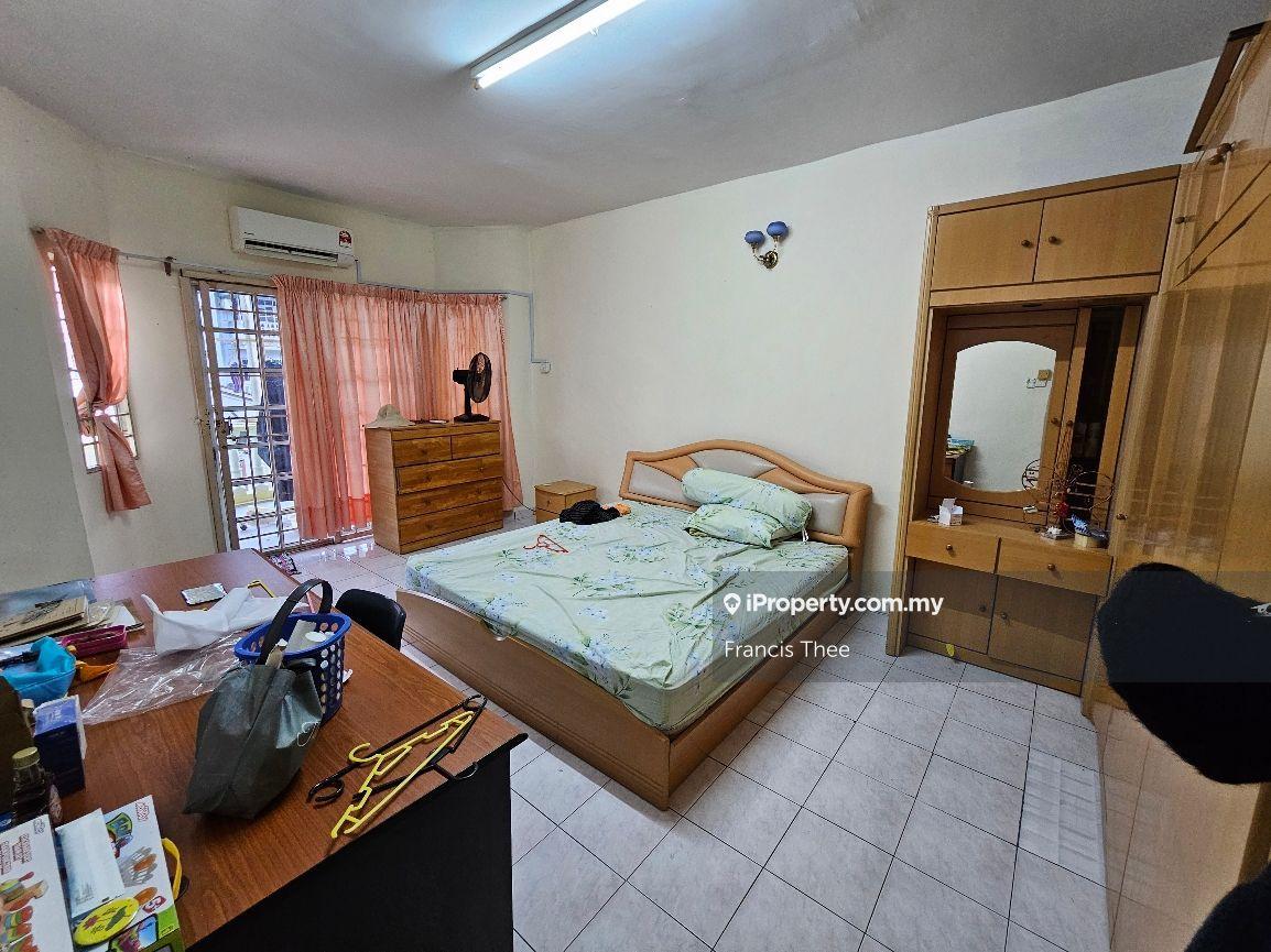 3-storey Terraced House for Sale in Taman Putri Jaya, Cheras by Francis Thee - iProperty.com.my