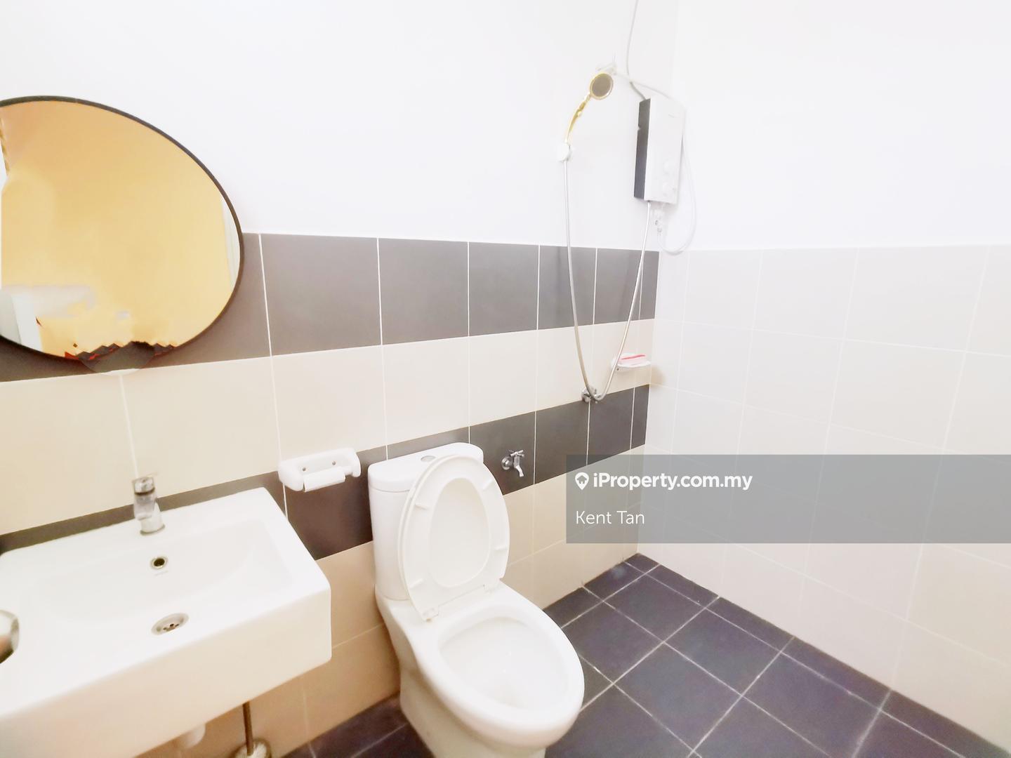 Rumah Berangkai 2 Tingkat untuk Dijual di Pasir Gudang, Johor oleh Kent Tan - iProperty.com.my