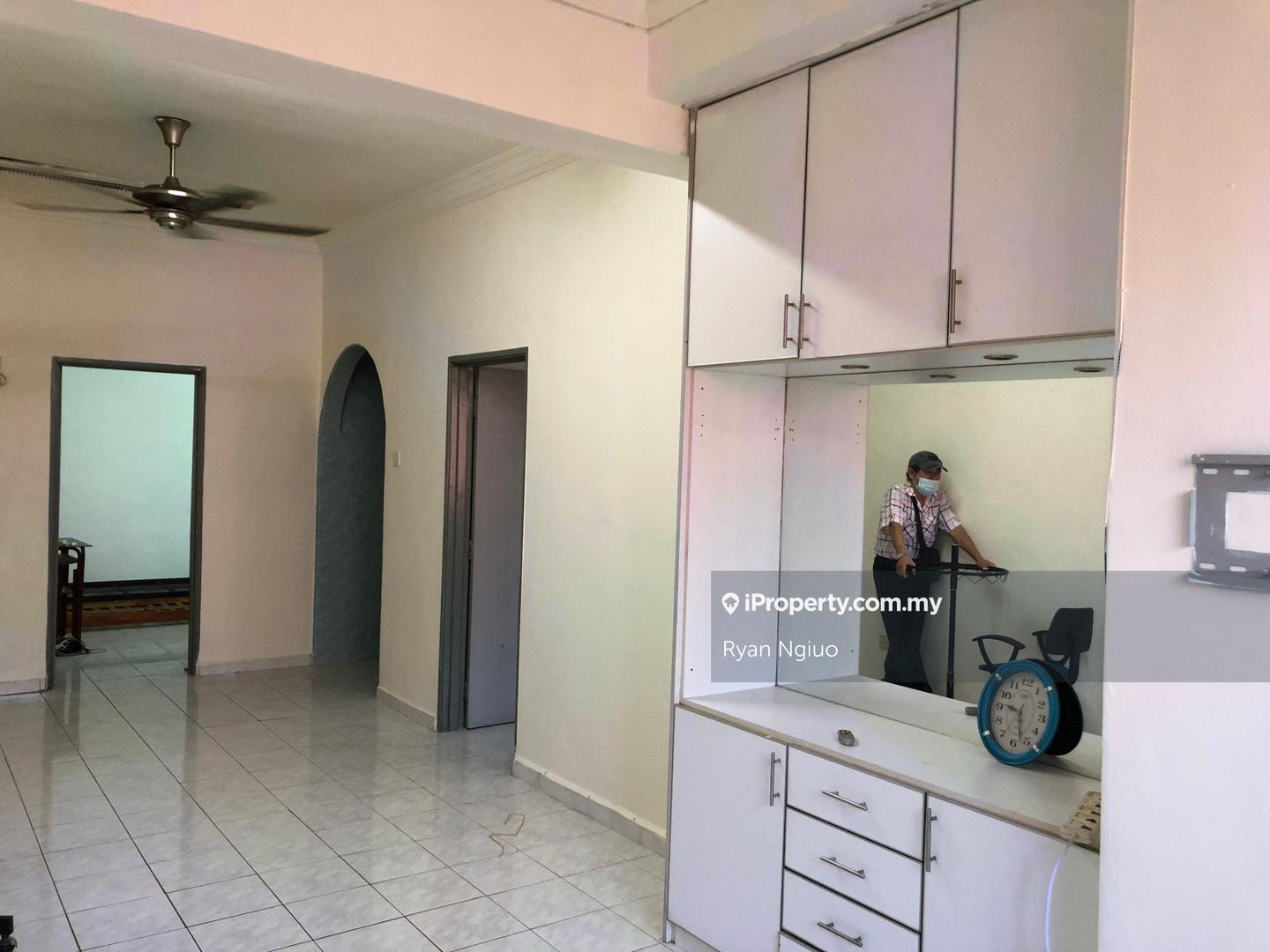 Flat for Sale in Taman Sri Kuching by Ryan Ngiuo - iProperty.com.my