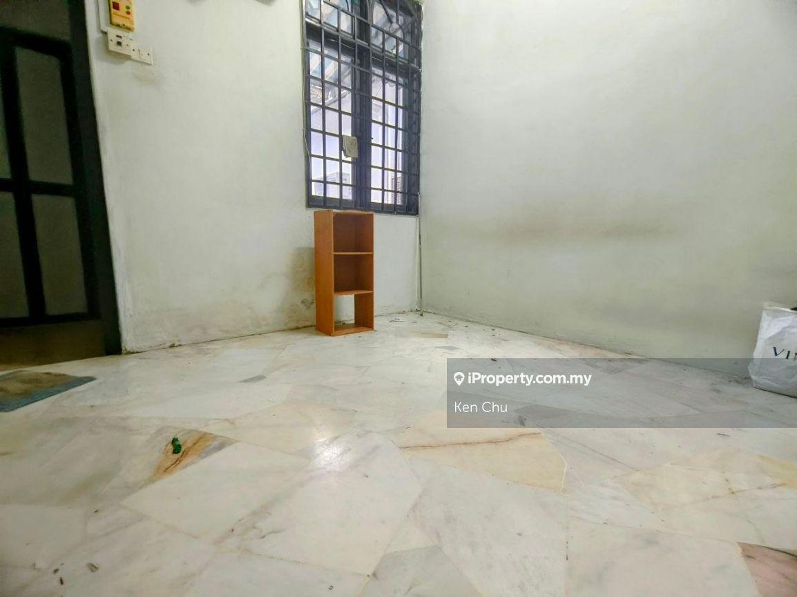 Townhouse for Sale in Taman Bukit Teratai, Ampang by Ken Chu - iProperty.com.my