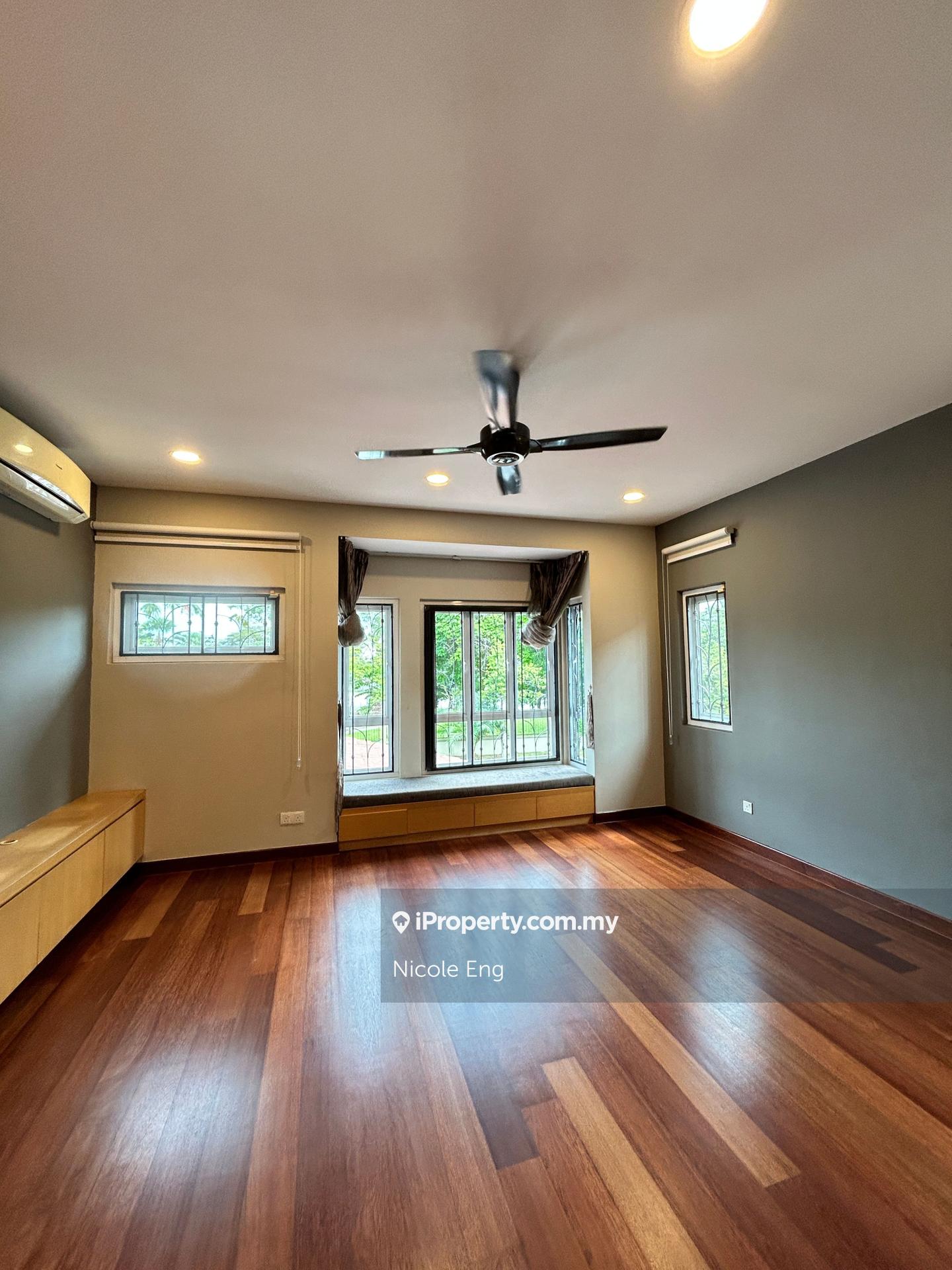 Rumah Berangkai 2 Tingkat untuk Disewa di Kota Kemuning, Shah Alam oleh Nicole Eng - iProperty.com.my