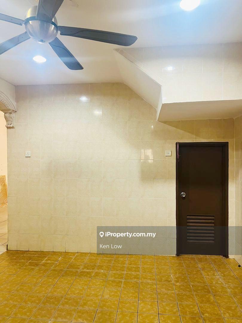 Rumah Berangkai 2 Tingkat untuk Dijual di Taman Pinggiran Saujana, Kajang oleh Ken Low - iProperty.com.my