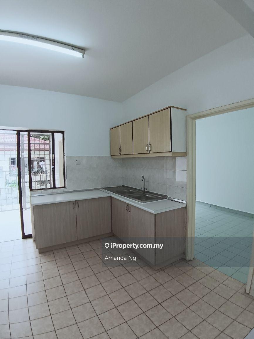 Rumah Berangkai 2 Tingkat untuk Disewa di Bandar Utama BU11, Bandar Utama oleh Amanda Ng - iProperty.com.my