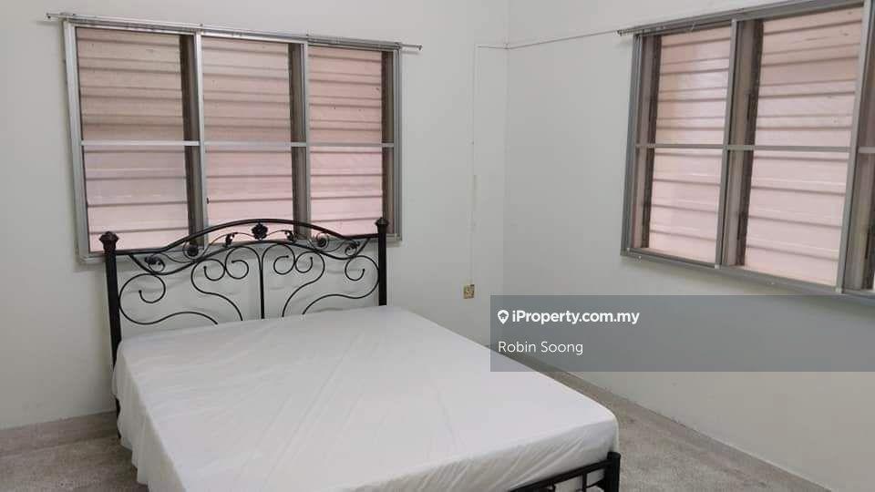 Semi-Detached House for Sale in Ujong Pasir, Melaka by Robin Soong - iProperty.com.my