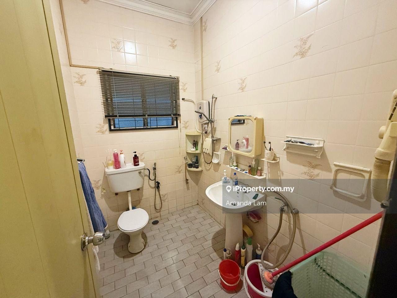 Bungalow House for Sale in Single Storey Bungalow | Hillside | Tanjung Bungah, Tanjung Bungah by Amanda Lam - iProperty.com.my