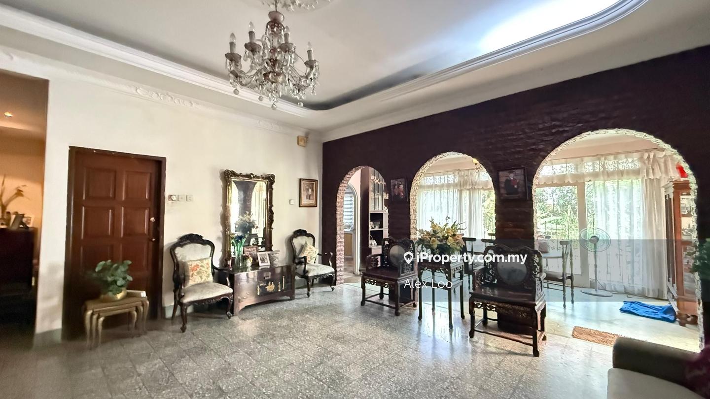 Bungalow House for Sale in Seksyen 11, Petaling Jaya by Alex Loo - iProperty.com.my