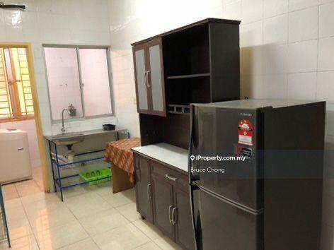 Kondominium untuk Dijual di Platinum Hill PV 6 oleh Bruce Chong - iProperty.com.my