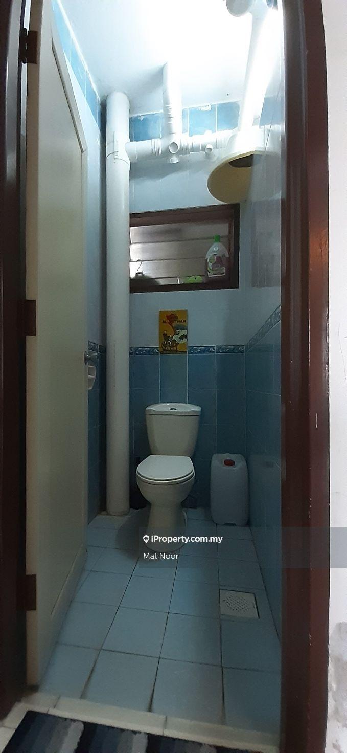 Pangsapuri untuk Dijual di Pangsapuri Danaumas oleh Mat Noor - iProperty.com.my