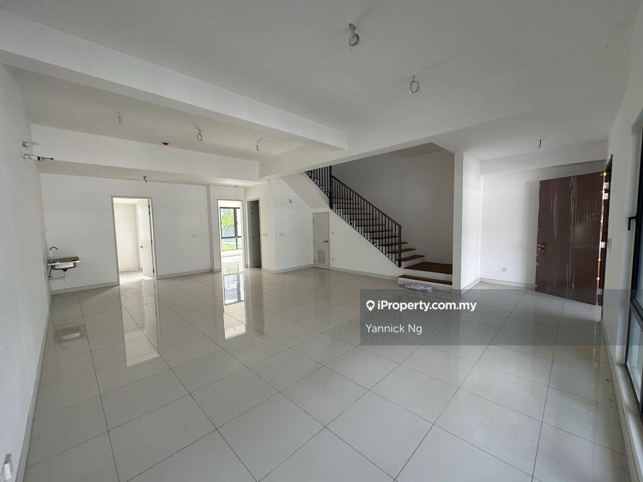 Rumah Berangkai 2 Tingkat untuk Dijual di Bandar Seri Coalfields, Ijok oleh Yannick Ng - iProperty.com.my