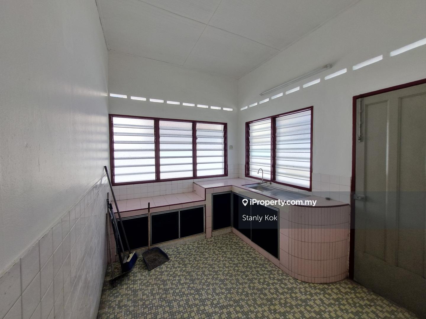 Semi-Detached House for Sale in Ipoh, Ipoh by Stanly Kok - iProperty.com.my