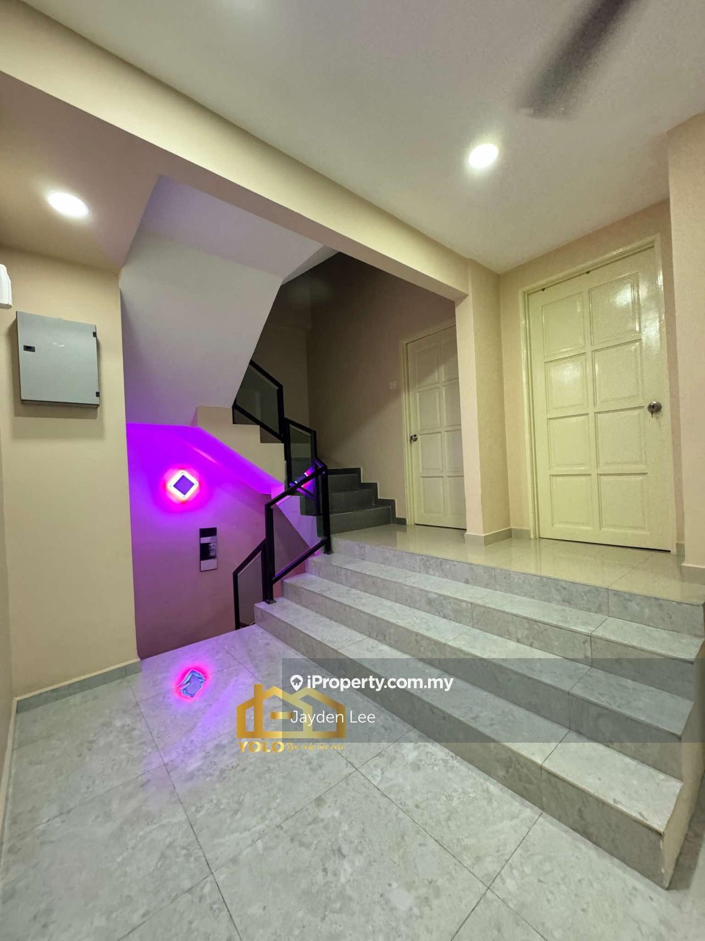 Rumah Berangkai 3 Tingkat untuk Dijual di Taman Wawasan, Puchong oleh Jayden Lee - iProperty.com.my