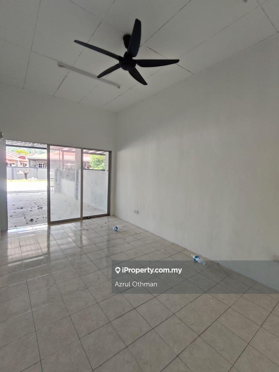 1-storey Terraced House for Sale in Taman Mantau Indah 2, Seremban by Azrul Othman - iProperty.com.my