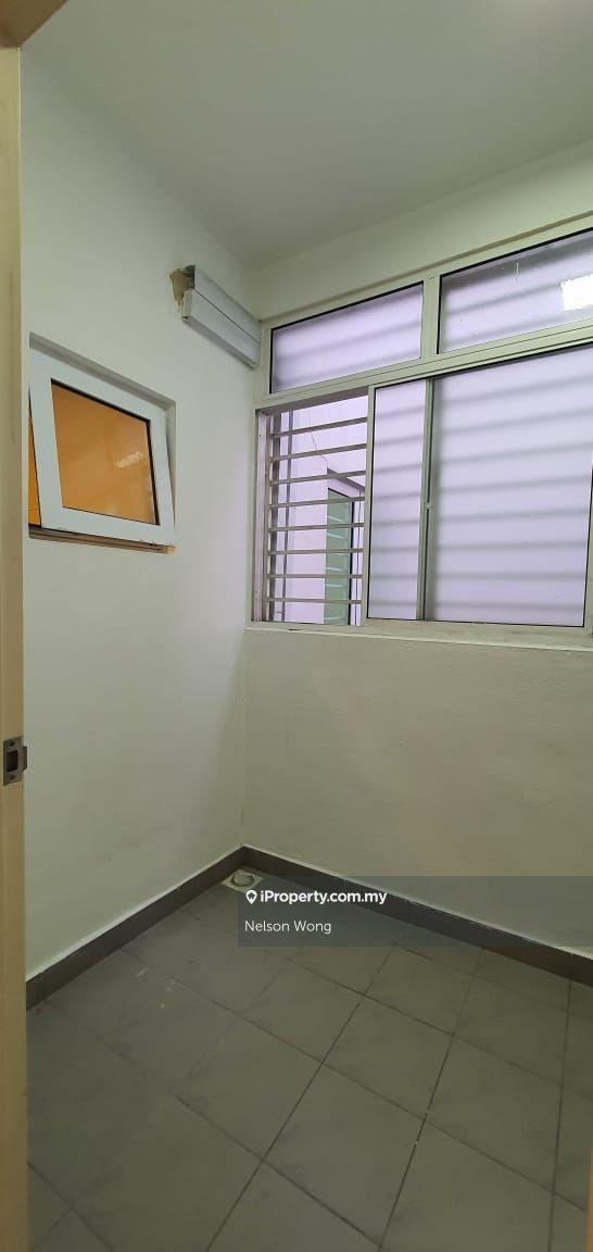 Condominium for Rent in The Holmes 1 by Nelson Wong - iProperty.com.my