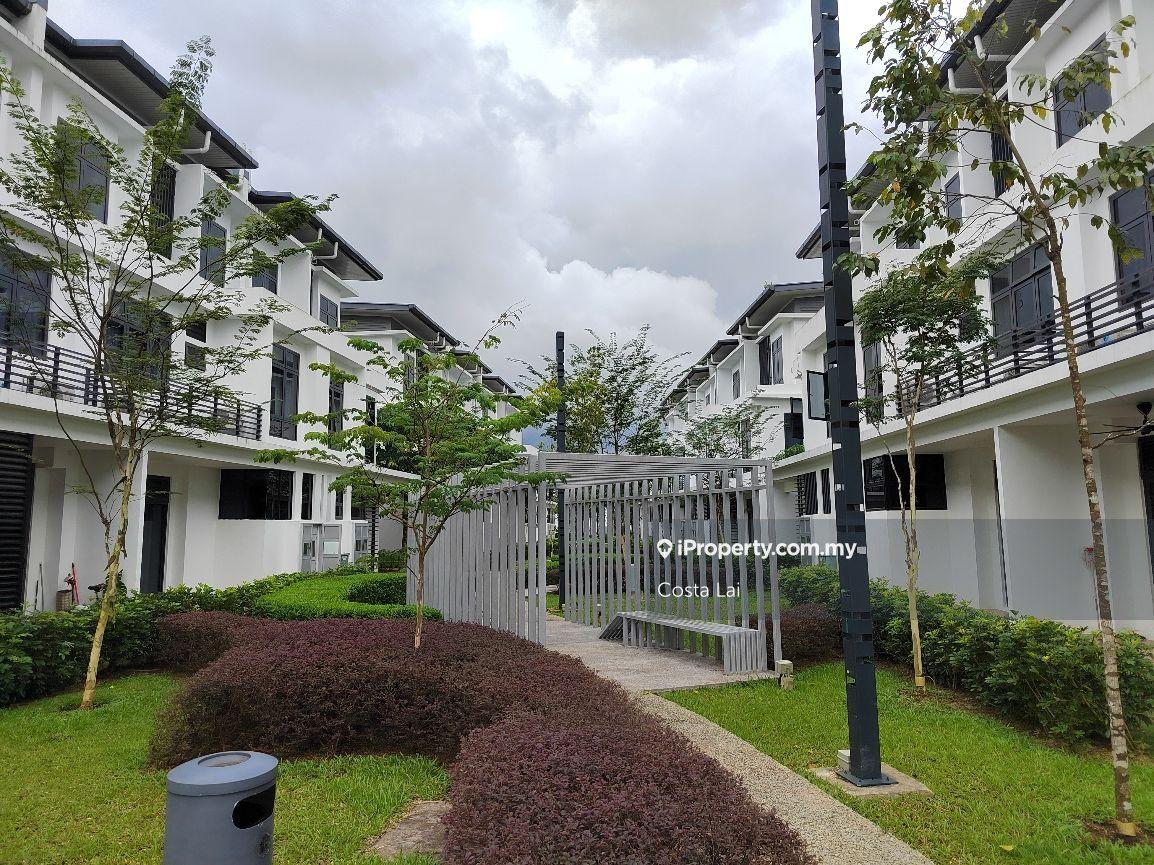 Townhouse for Sale in Kuching, Sarawak by Costa Lai - iProperty.com.my