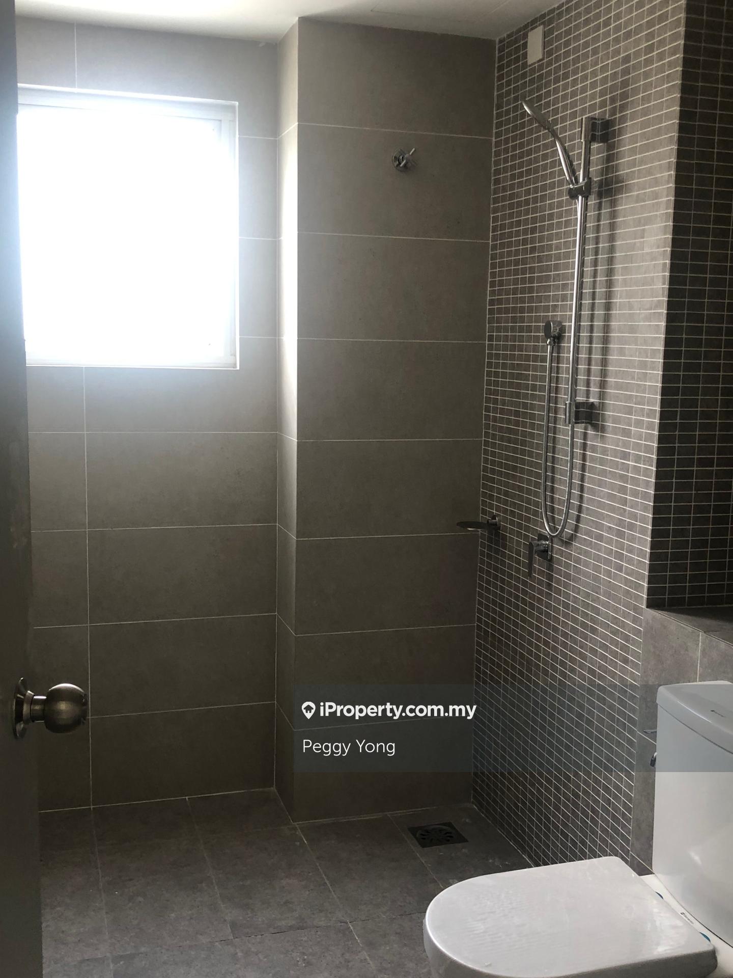Townhouse for Sale in Taman Platinum Residence, Dengkil by Peggy Yong - iProperty.com.my
