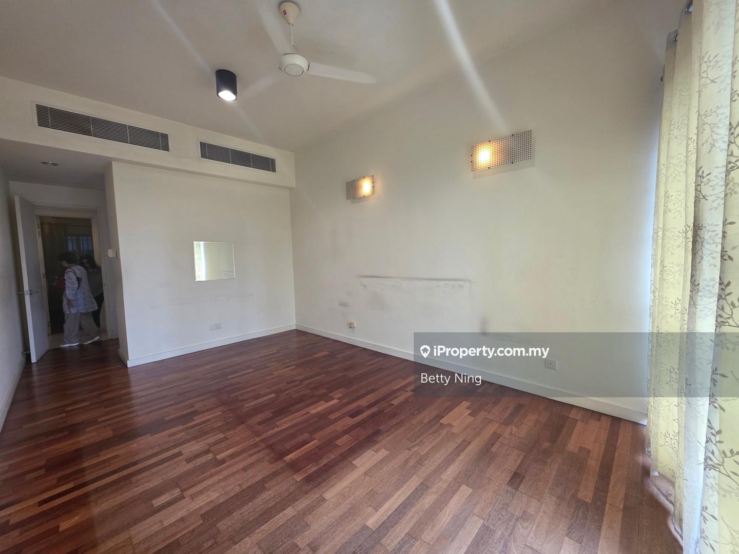 Service Residence for Sale in Sinaran TTDI by Betty Ning - iProperty.com.my