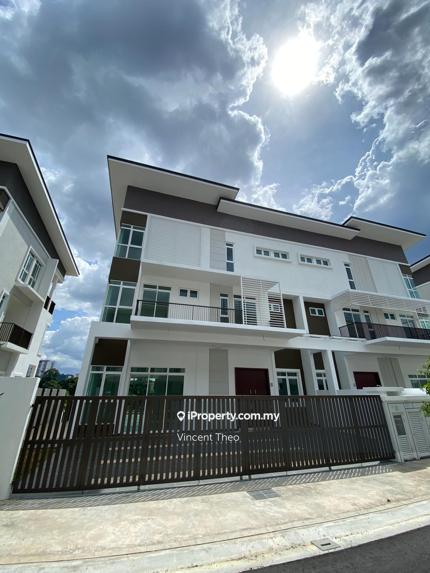 Semi-Detached House for Sale in puncak indah ampang, Ampang by Vincent Theo - iProperty.com.my