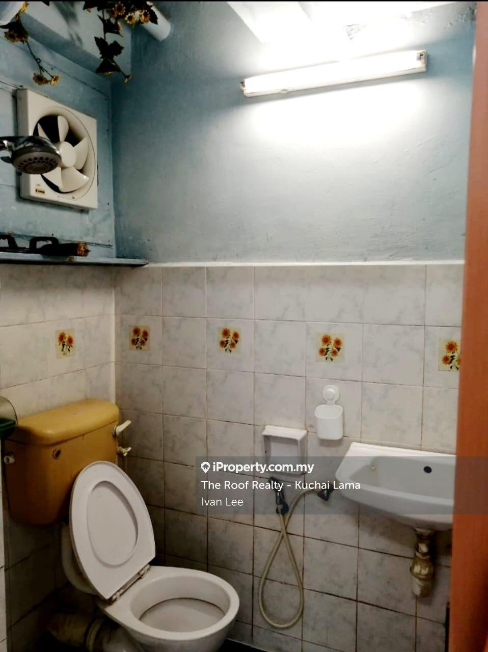 Apartment for Sale in Pangsapuri Vista Serdang by Ivan Lee - iProperty.com.my